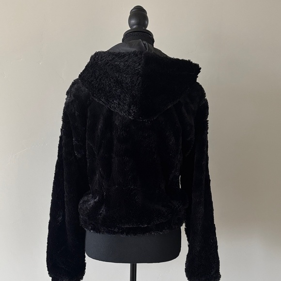 Ambiance Plush Black Teddy Jacket - Picture 3 of 7